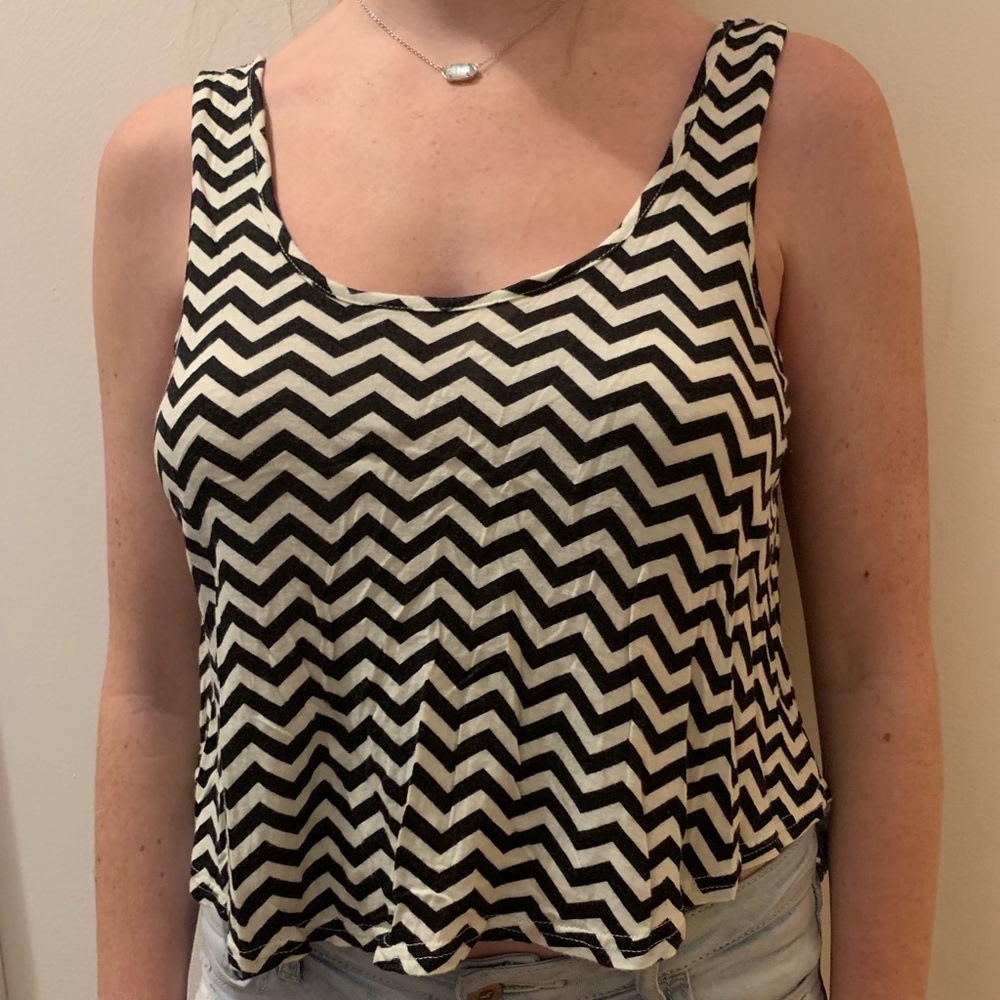 Black and White Chevron Cropped Tank